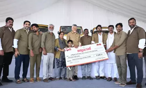 AP govt. Launches Auto Drivers Sevalo scheme