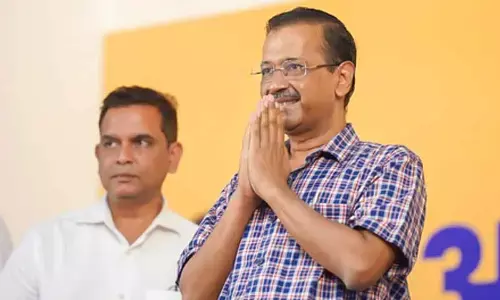 Ruling BJP, Opposition Congress jointly loot Goa’s resources, alleges Kejriwal