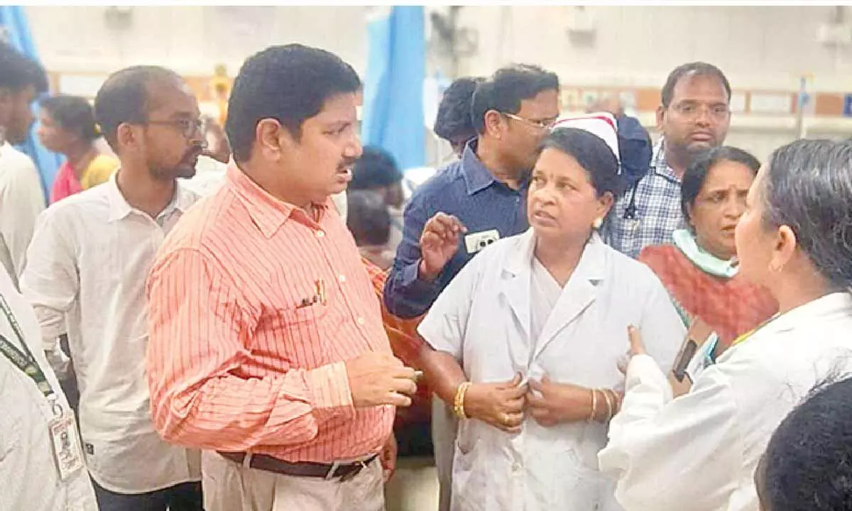 20 injured as hot porridge spills at ‘annadanam’ 20 injured as hot porridge spills at ‘annadanam’