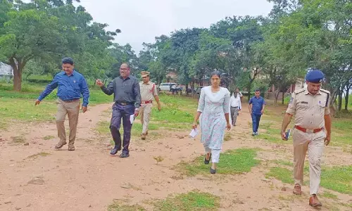 Sub-Collector inspects counting centre, strongrooms