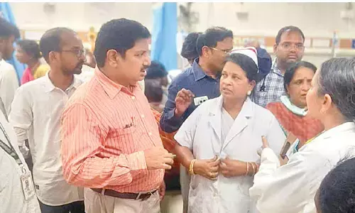 20 injured as hot porridge spills at ‘annadanam’