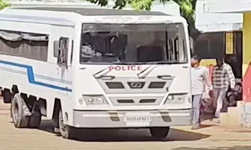 Oppn corners state govt over SI exam scam