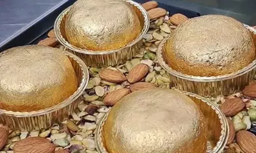 Surat: People consume Ghari worth crores on Sharad Purnima, 14,000 kg of Gold Ghari available