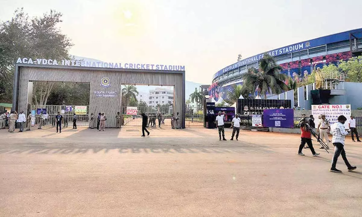 ACA dedicates two stands after Mithali Raj, Ravi Kalpana