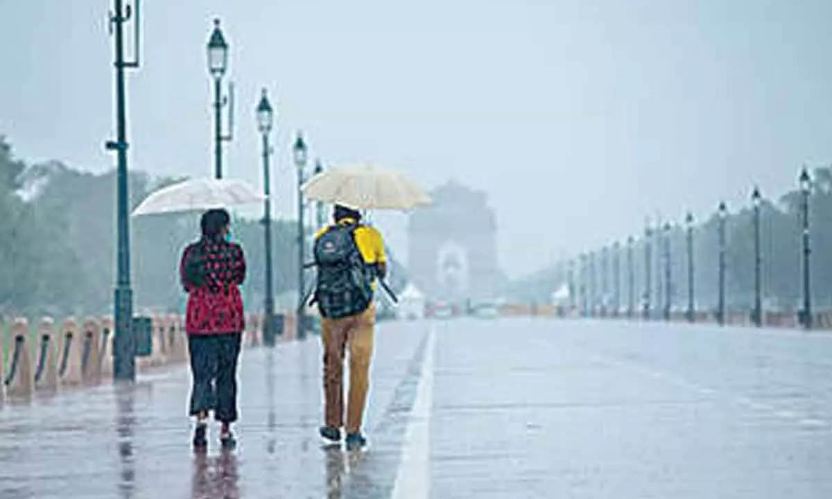 Hyderabad Weather Update: Light Rain and Thunderstorm Alert Issued by IMD Hyderabad Weather Update: Light Rain and Thunderstorm Alert Issued by IMD