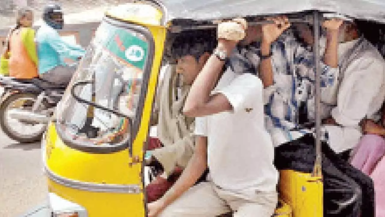 Bus fare hike compels citizens to switch to share autos in city