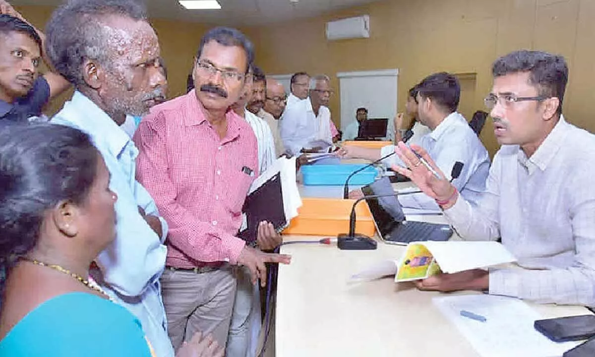 Quality and transparency key in grievance redressal: Collector Quality and transparency key in grievance redressal: Collector