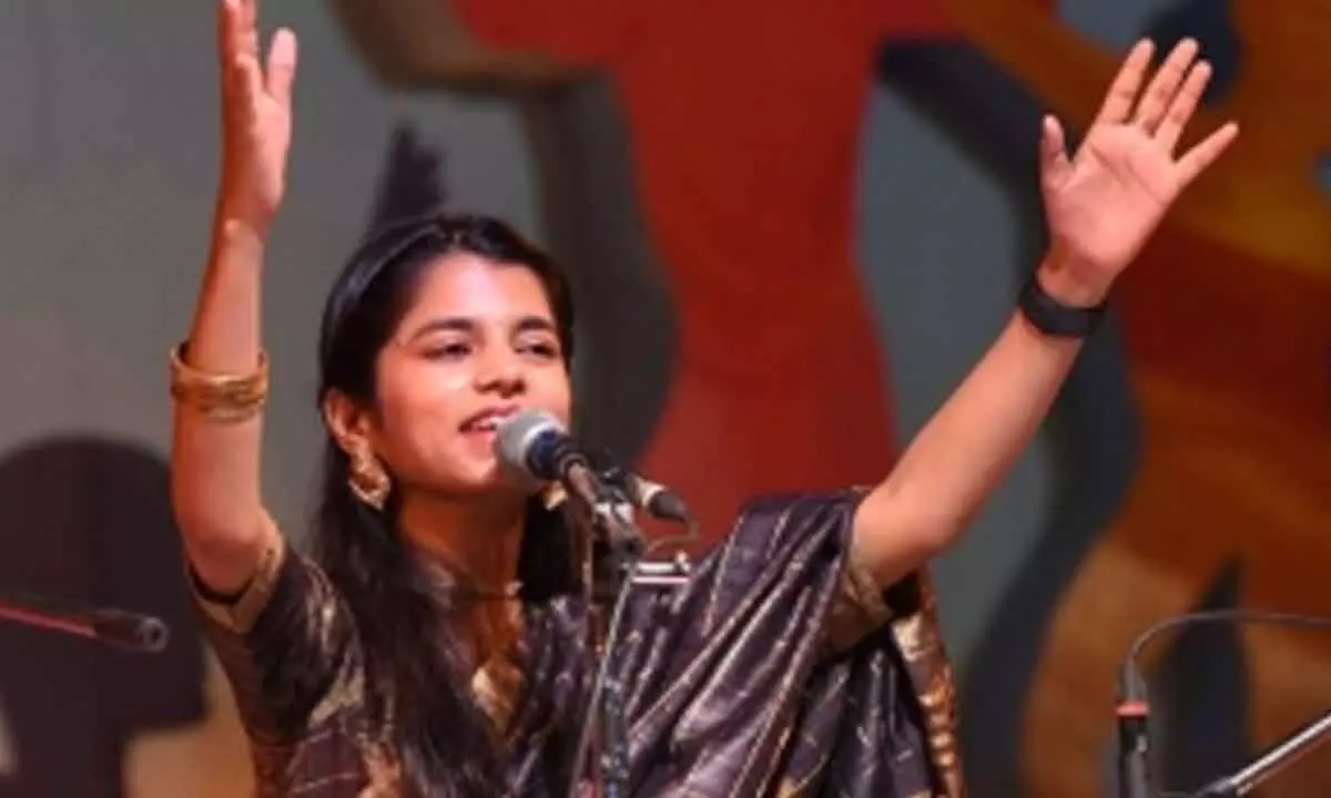 PM Modi is my inspiration, want to begin from my village: Folk Singer Maithili Thakur on entering Bihar poll arena PM Modi is my inspiration, want to begin from my village: Folk Singer Maithili Thakur on entering Bihar poll arena