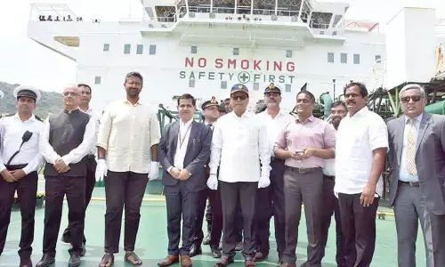 VLGC ‘Shivalik’ receives ceremonial welcome at Vizag port