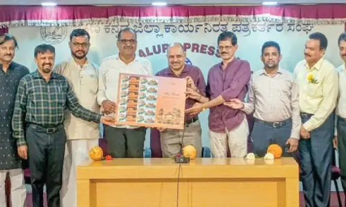 India Post celebrates journalists’ golden jubilee with commemorative stamp