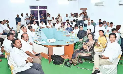 Ministers review arrangements for PM’s visit to Kurnool on Oct 16