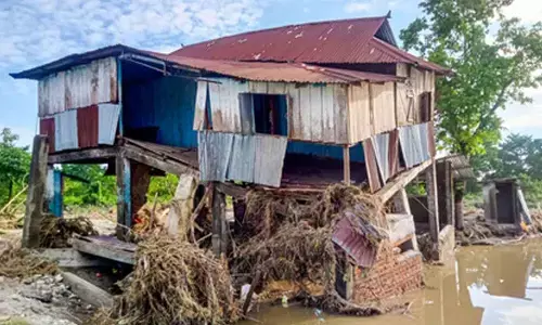 Bengal landslides: Death toll rises to 36; BJP questions Mamata Banerjee on morality lessons
