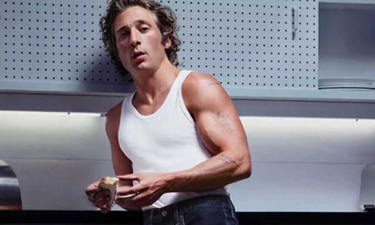 Jeremy Allen White expresses love, appreciation for former girlfriend Rosalia Jeremy Allen White expresses love, appreciation for former girlfriend Rosalia