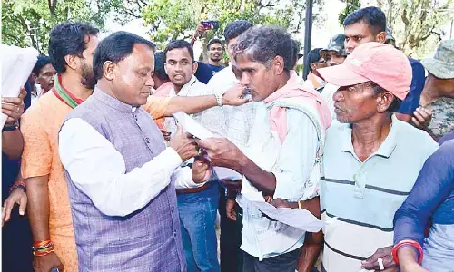 Majhi launches projects worth Rs 1.1K cr for Nuapada