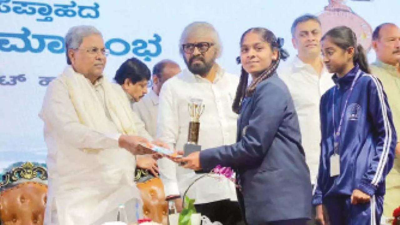 Khandre urges forest staff to prevent encroachments Khandre urges forest staff to prevent encroachments