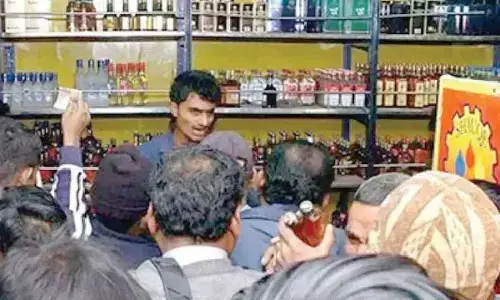 Tepid response to sale of liquor shop applications