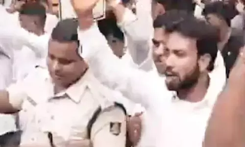 Youth Congress activists clash with police
