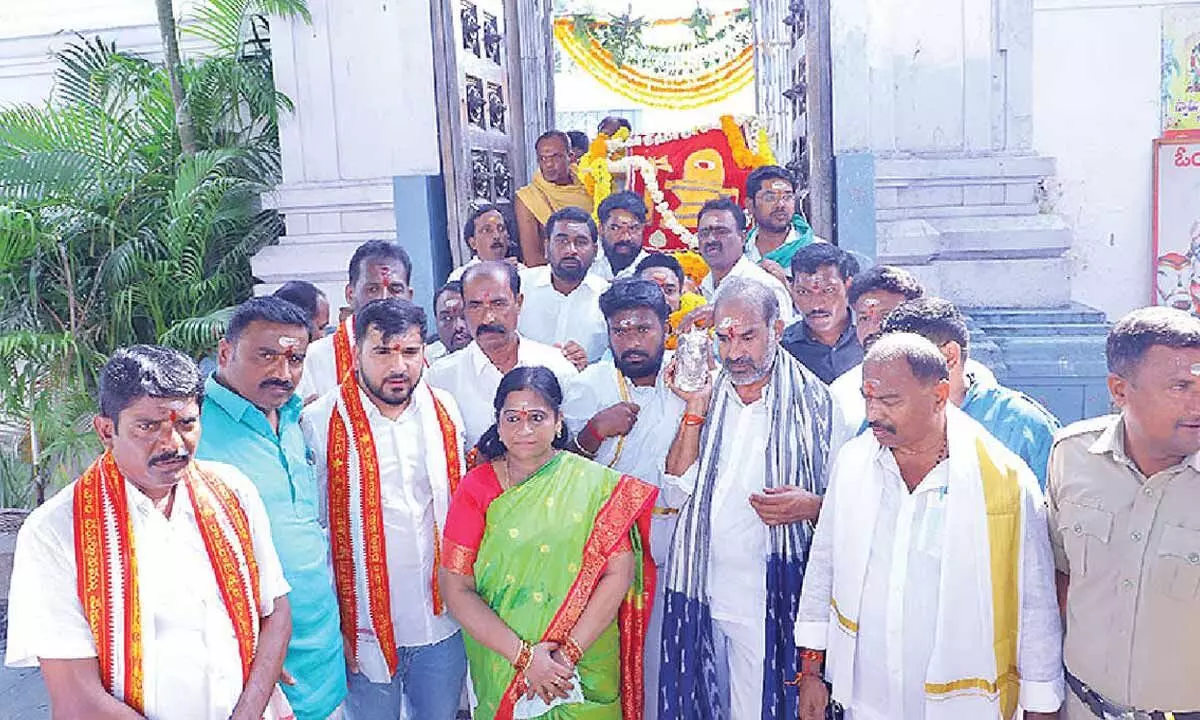 Rajanna temple’s utsavam idols relocated Rajanna temple’s utsavam idols relocated