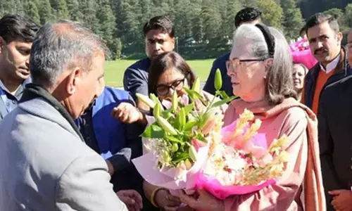 Sonia Gandhi reaches Shimla for statue unveiling of stalwart Virbhadra Singh