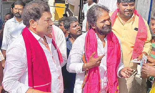 BRS gets battle-ready, deploys party biggies to retain JH seat