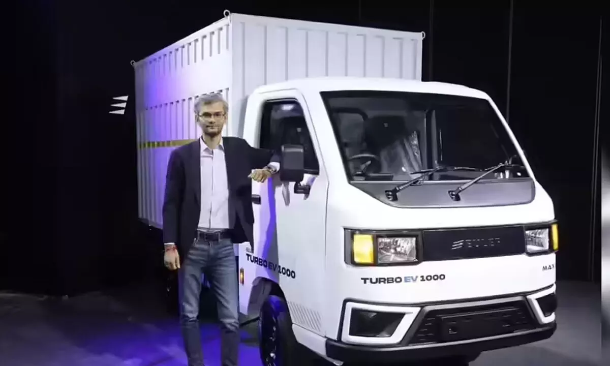 Euler Motors unveils world’s 1st 1-tonne electric mini truck in Hyd Euler Motors unveils world’s 1st 1-tonne electric mini truck in Hyd
