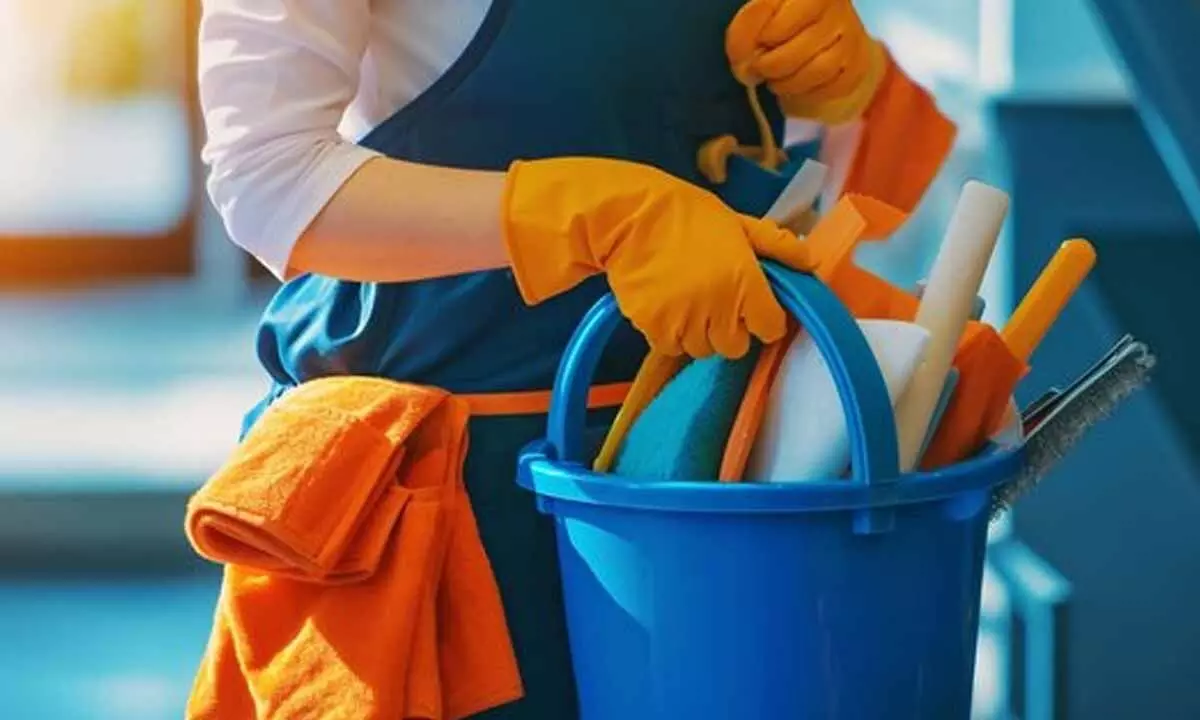 Easy Kitchen Hacks To Make Your Utensils Sparkle For Diwali 2025 Easy Kitchen Hacks To Make Your Utensils Sparkle For Diwali 2025