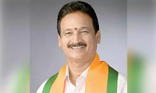 Indians should follow the Swadeshi slogan