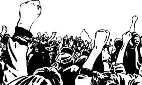 Retired RTC employees’ stage dharna