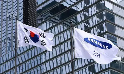Samsung to offer stock compensation to employees