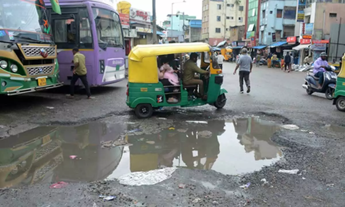 Give us infrastructure and collect taxes: Bengalurus taxpayers forum to Ktaka CM