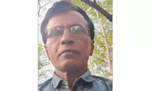 Top Maoist leader Mallojula surrenders in Maharashtra