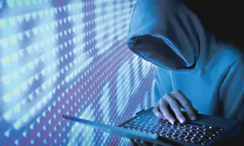 Khammam CP intensifies awareness drive against cyber fraudsters