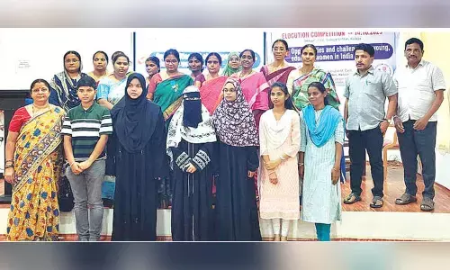 Elocution competition for girl students held at Arts College