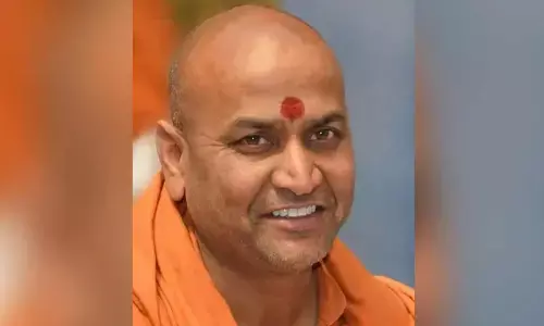 Controversial Remarks Lead to District Entry Ban on Kadisiddheshwara Swamiji in Vijayapura