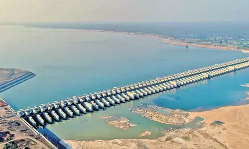 Telangana extends bid deadline for revival of Kaleshwaram barrages