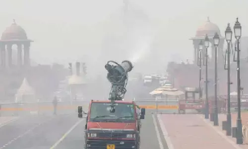 Delhi’s air quality very poor for second day