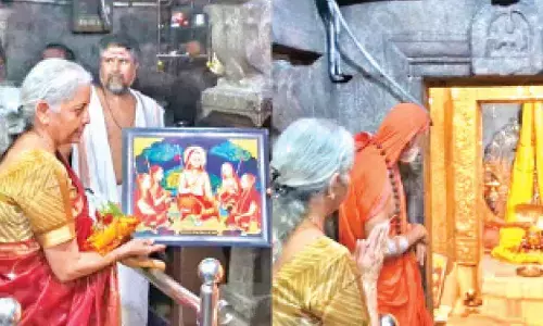 FM visits Hampi, praises Karnataka’s rich heritage