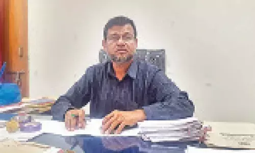 3 teachers, MEO suspended