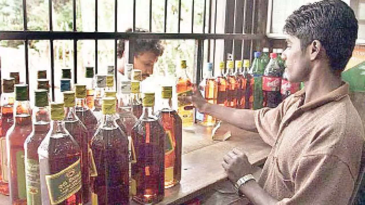 Rising costs, falling revenues: No kick - traders hesitant to bid for liquor shop tenders Rising costs, falling revenues: No kick - traders hesitant to bid for liquor shop tenders