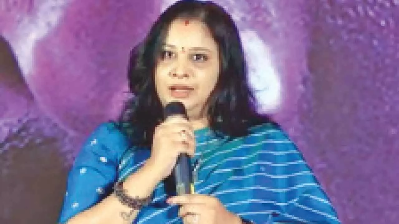 Rows continue to dog Konda Surekha as daughter’s remarks add fuel to fire Rows continue to dog Konda Surekha as daughter’s remarks add fuel to fire