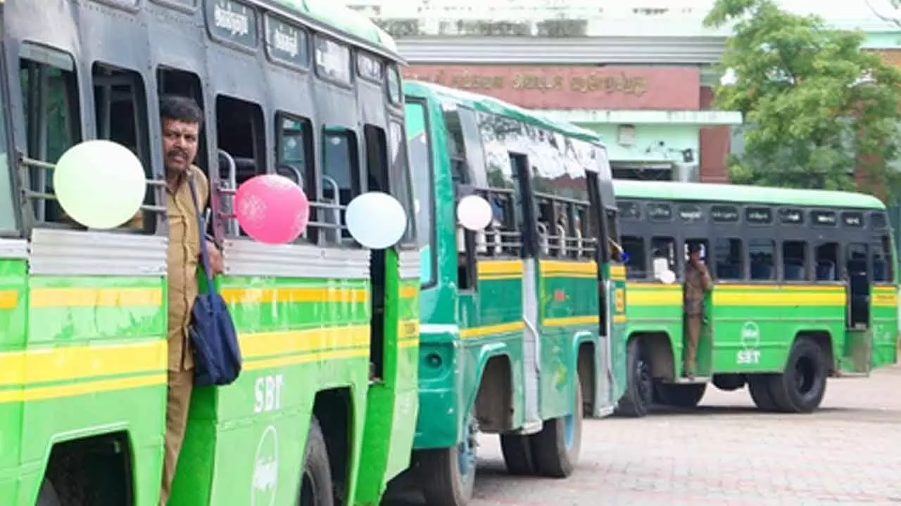 Kerala family seeks redress after UKG student not allowed on school bus over unpaid fees