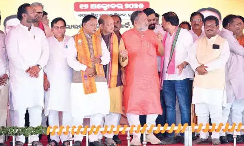 Majhi vows to transform Nuapada