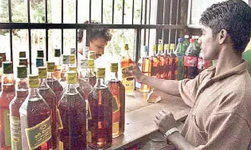 Rising costs, falling revenues: No kick - traders hesitant to bid for liquor shop tenders