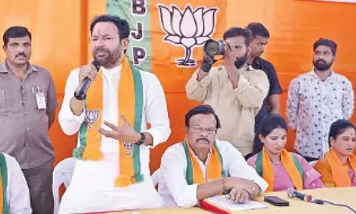 Kishan peps up party cadre for JH Assembly seat bypoll