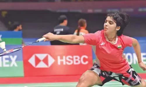 Gnana, Bhavya-Vishakha upset higher seeds to reach last 8