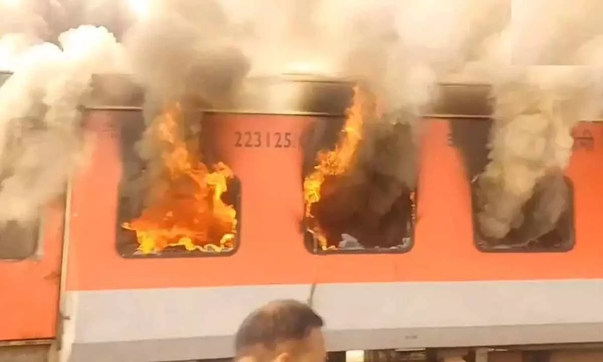 Punjab: Major Train Accident Averted After Fire in Garib Rath Express Punjab: Major Train Accident Averted After Fire in Garib Rath Express