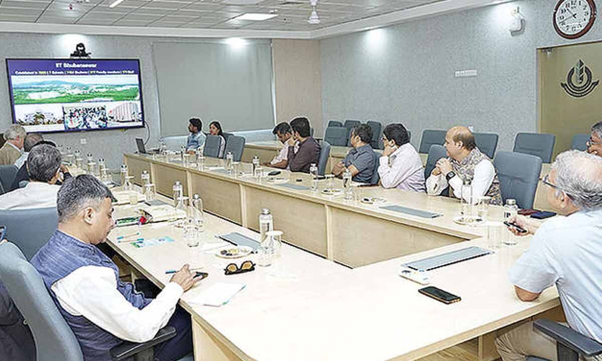 EU delegation visits IIT to explore research