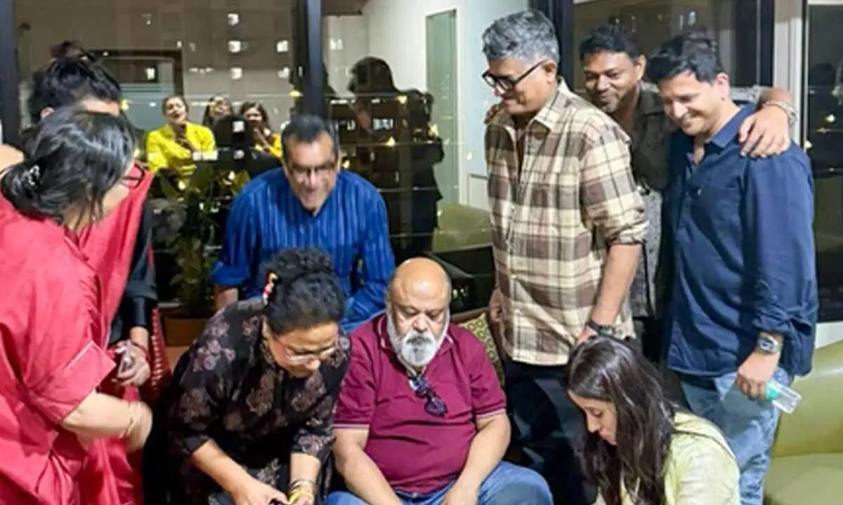 Gajraj Rao celebrates Jolly LLB 3 success with Saurabh Shukla & Seema Biswas