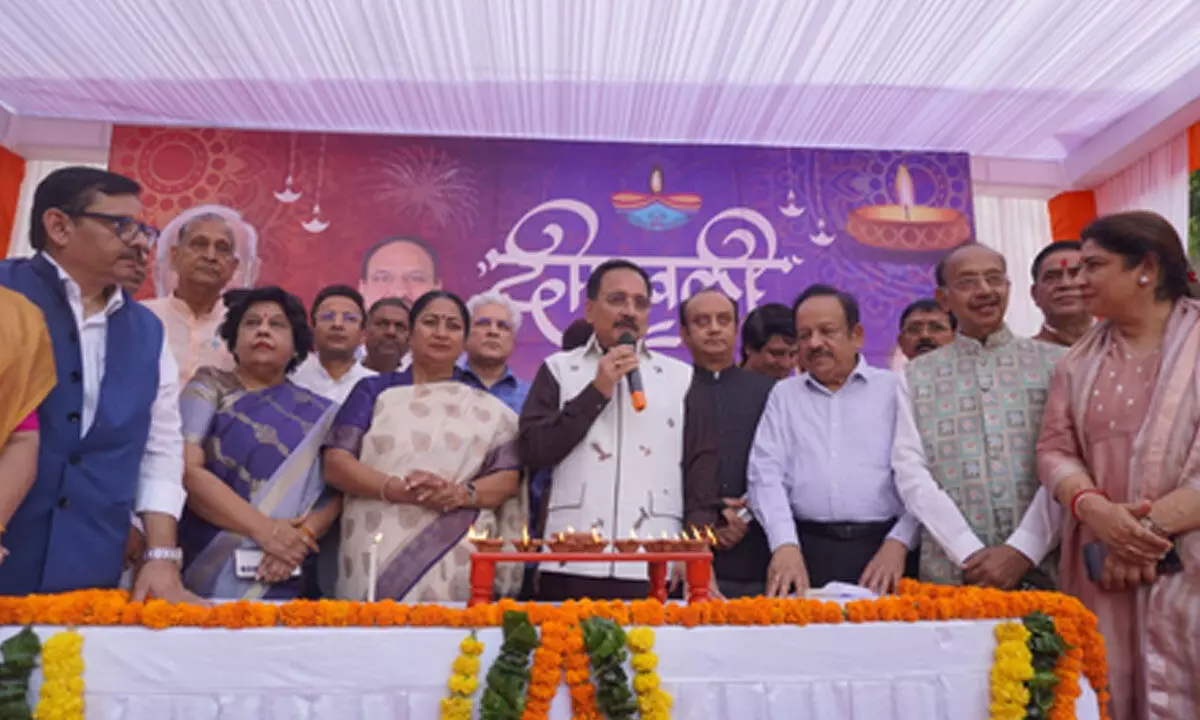 Delhi BJP hosts Diwali ‘Mangal Milan’, leaders extend festive greetings