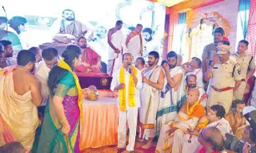 Eatala Rajender hails Jagadguru’s mission for peace and harmony